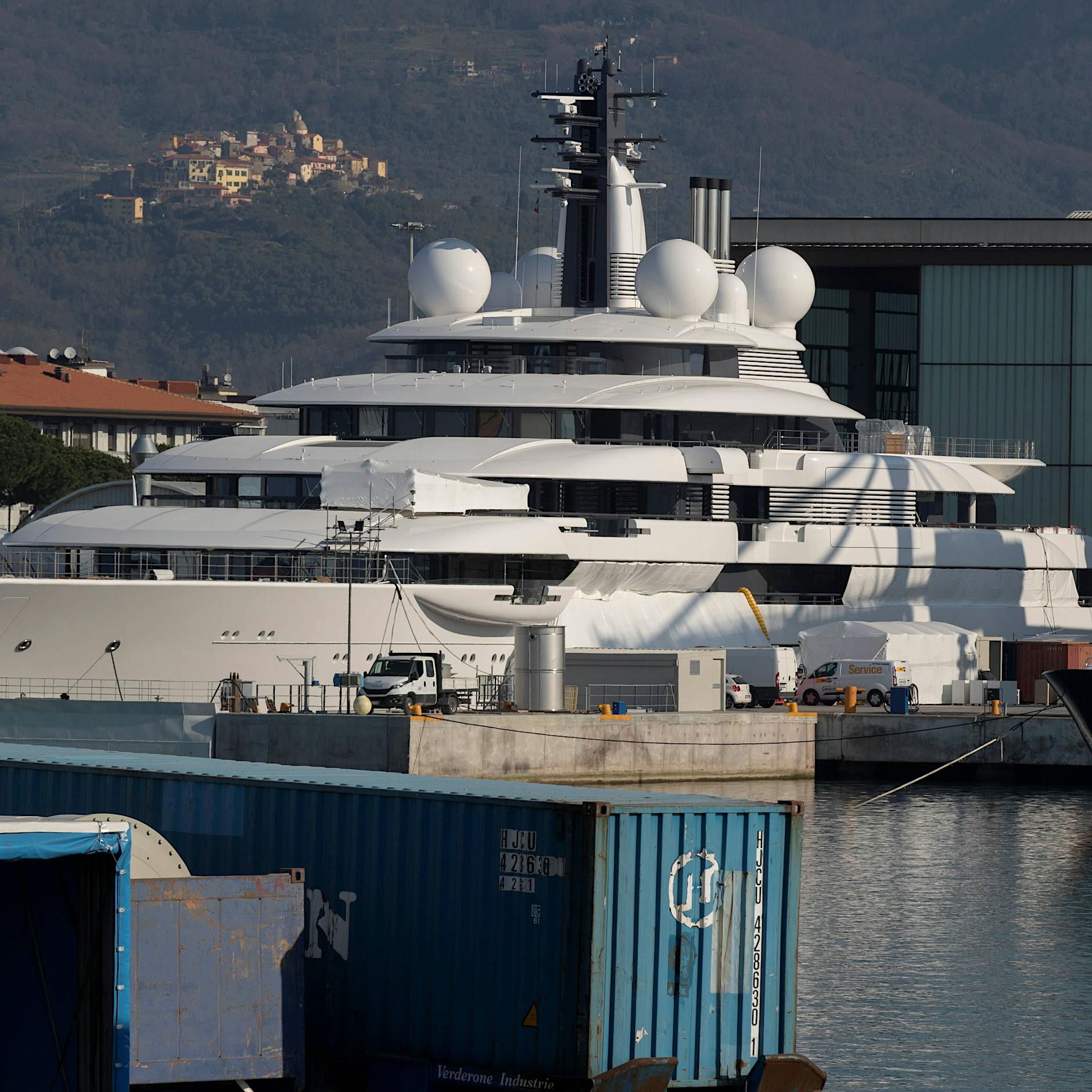 Italien beschlagnahmt angebliche Jacht von Wladimir Putin