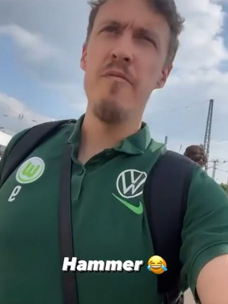 Auf Instagram schimpft Max Kruse über die Deutsche Bahn.