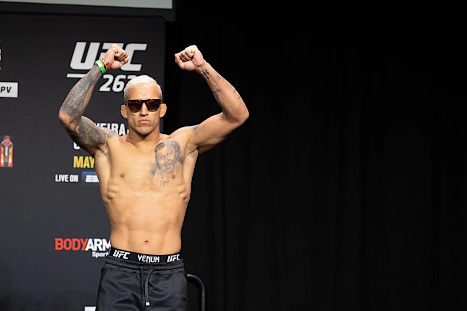 Charles Oliveira will seinen MMA-Titel verteidigen.