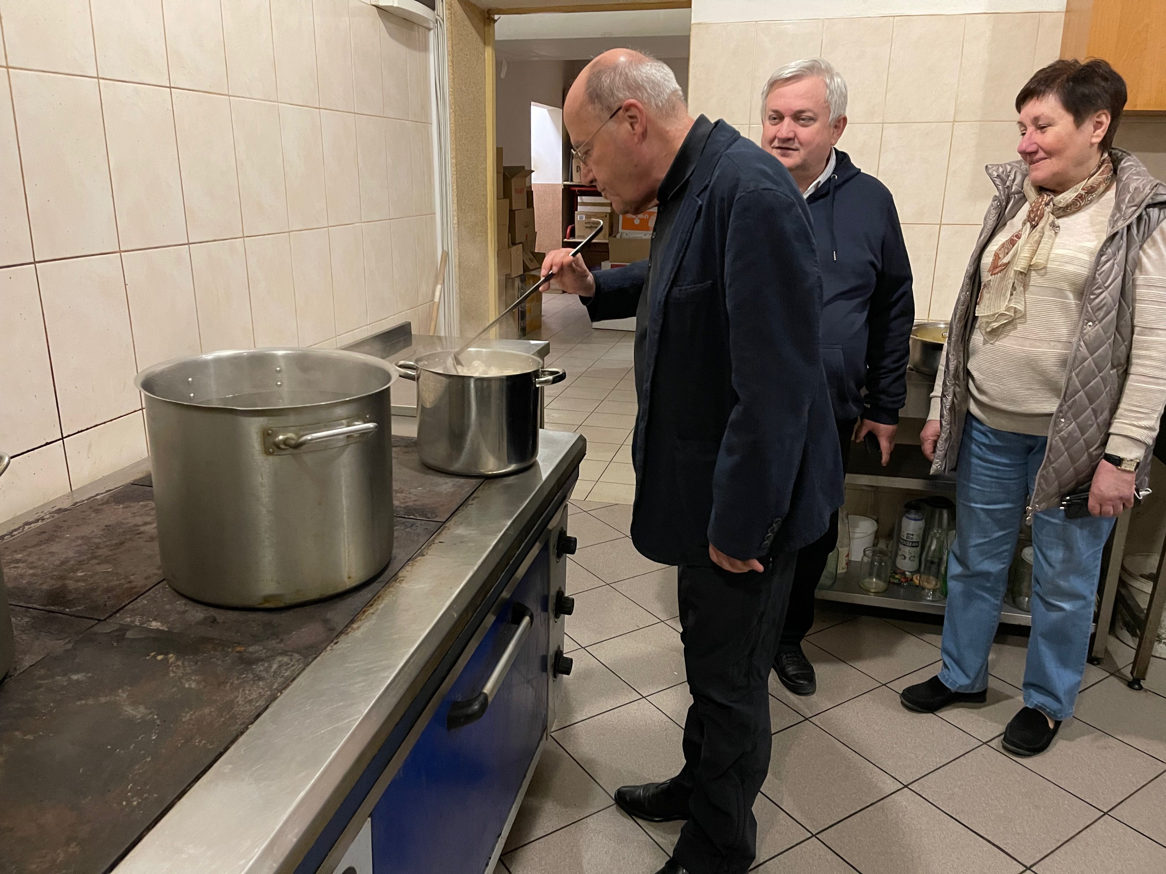 Gregor Gysi: „Mit Putin bin ich fertig“ – Waffen soll Deutschland trotzdem nicht liefern