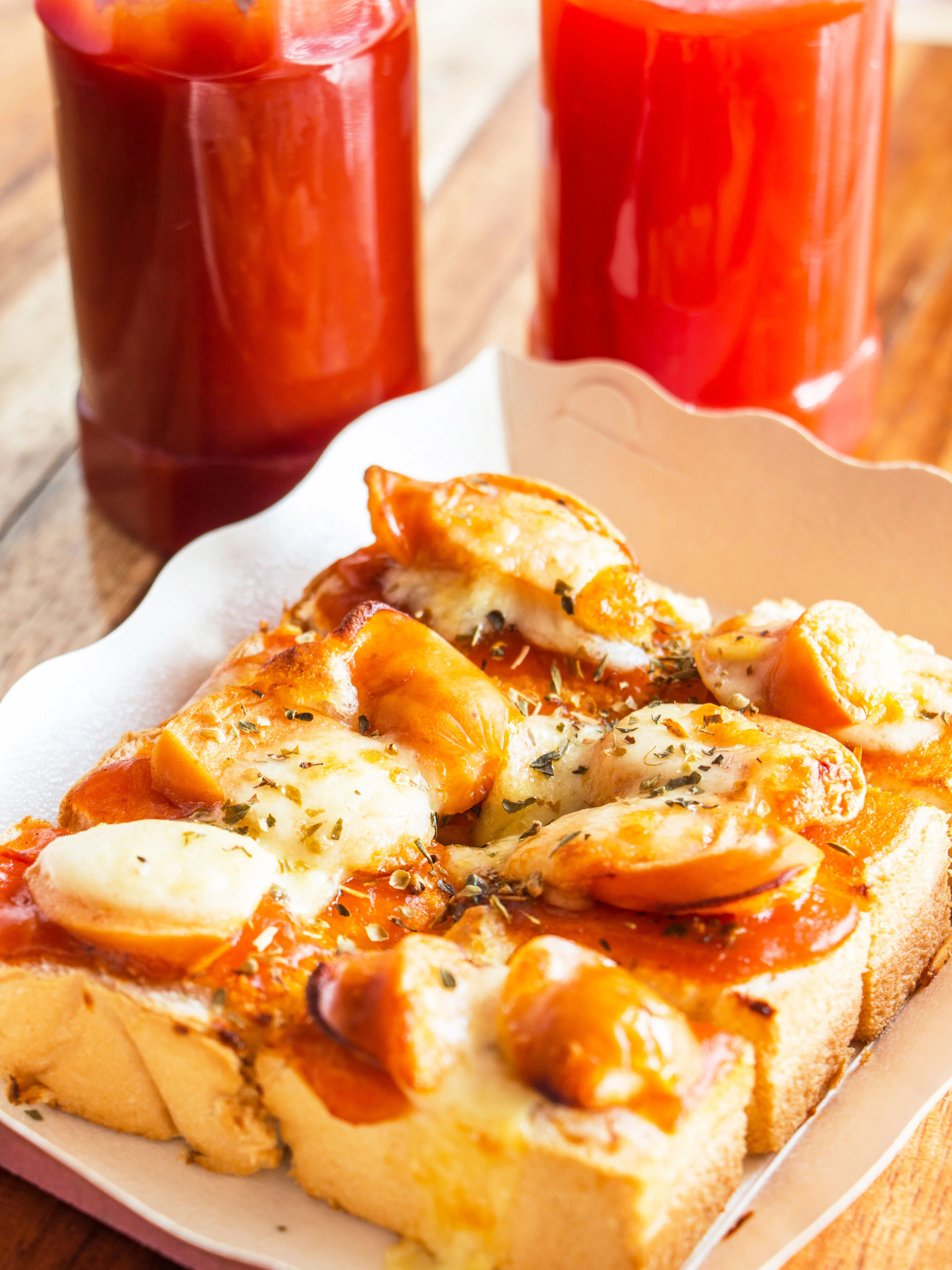 Pizza-Toast: Natürlich können Sie den Belag auch variieren. 