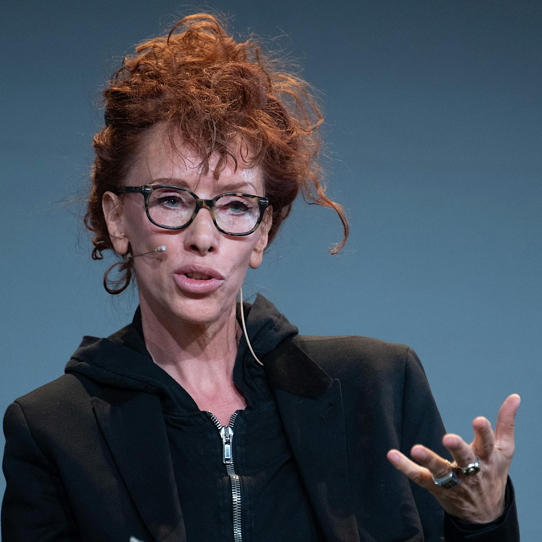 „RCE“: Sibylle Berg rettet die Welt