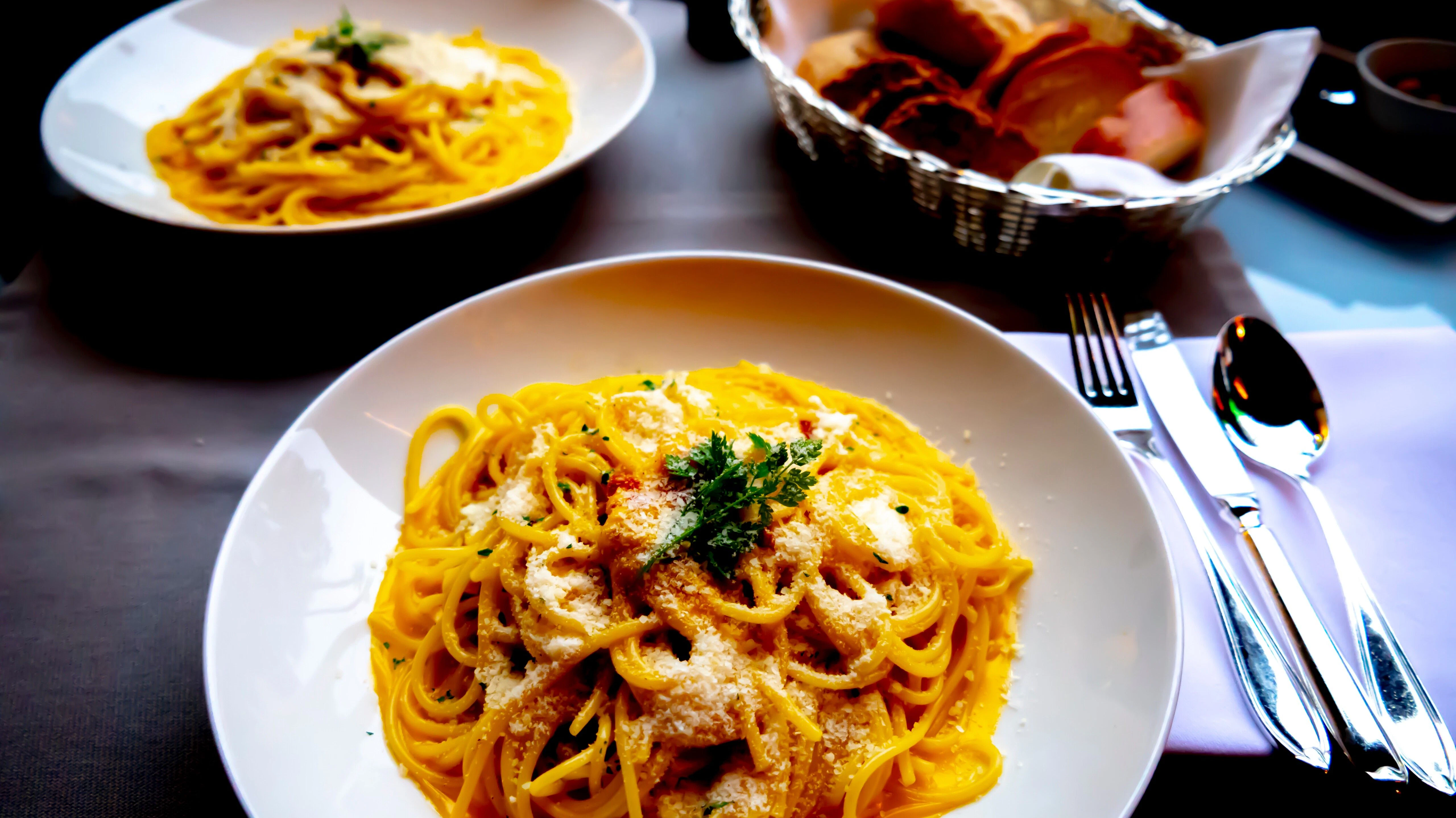 Frische Spaghetti Carbonara sind ein Hochgenuss.