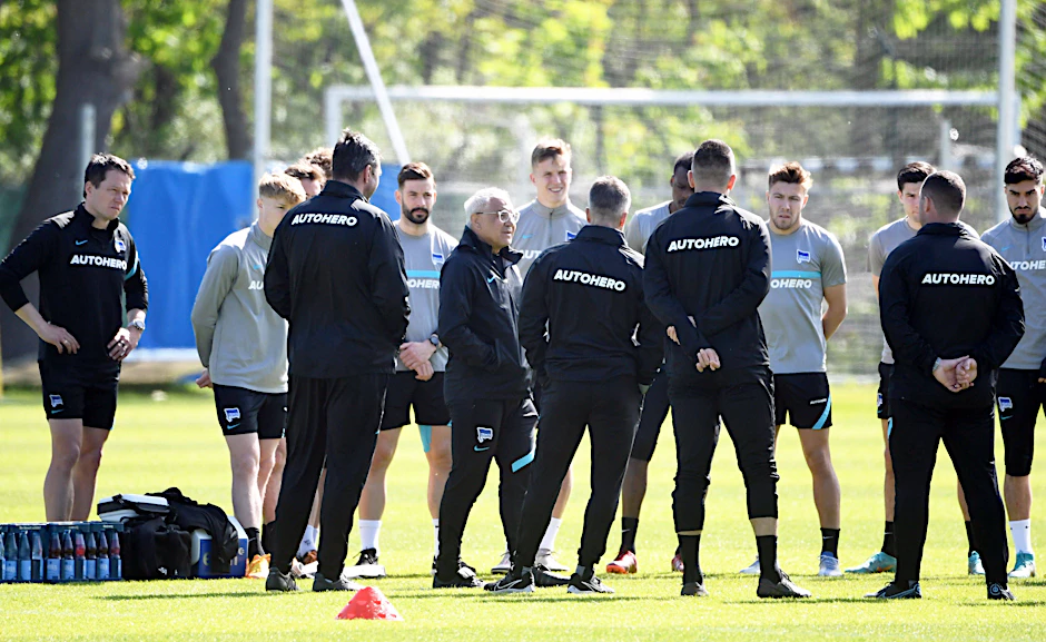 Vorbereitung auf Dortmund statt freie Tage: Hertha-Trainer Felix Magath ließ seine Spieler am Sonntag nach der Mainz-Pleite trainieren.