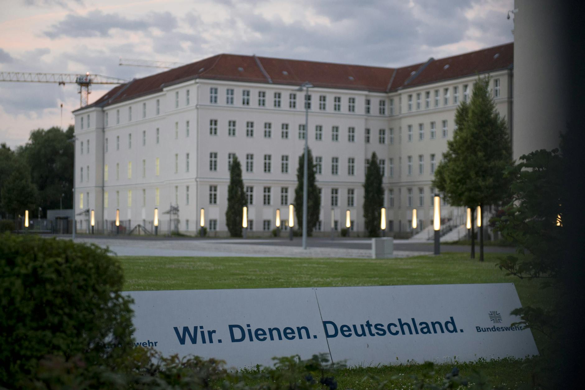 Der Berliner Sitz des Verteidigungsministeriums: Es soll von Hackern angegriffen worden sein.