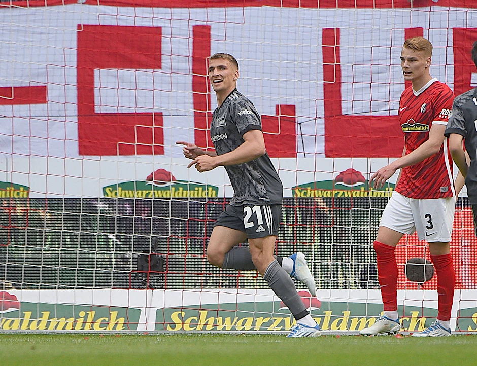 Grischa Prömel feiert Unions Führungstreffer gegen Freiburg. Schon sein siebtes Tor für die Eisernen in dieser Spielzeit.
