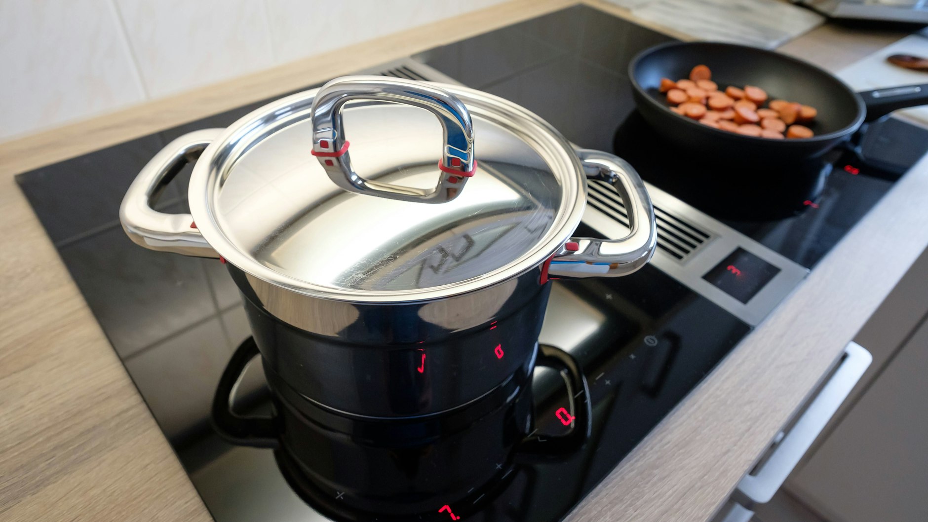 Ein Induktionsherd spart viel Energie.