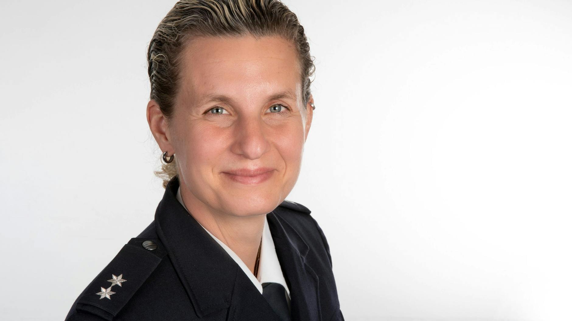 Anne von Knoblauch ist eine von derzeit zwei LSBTI-Ansprechpersonen der Berliner Polizei.
