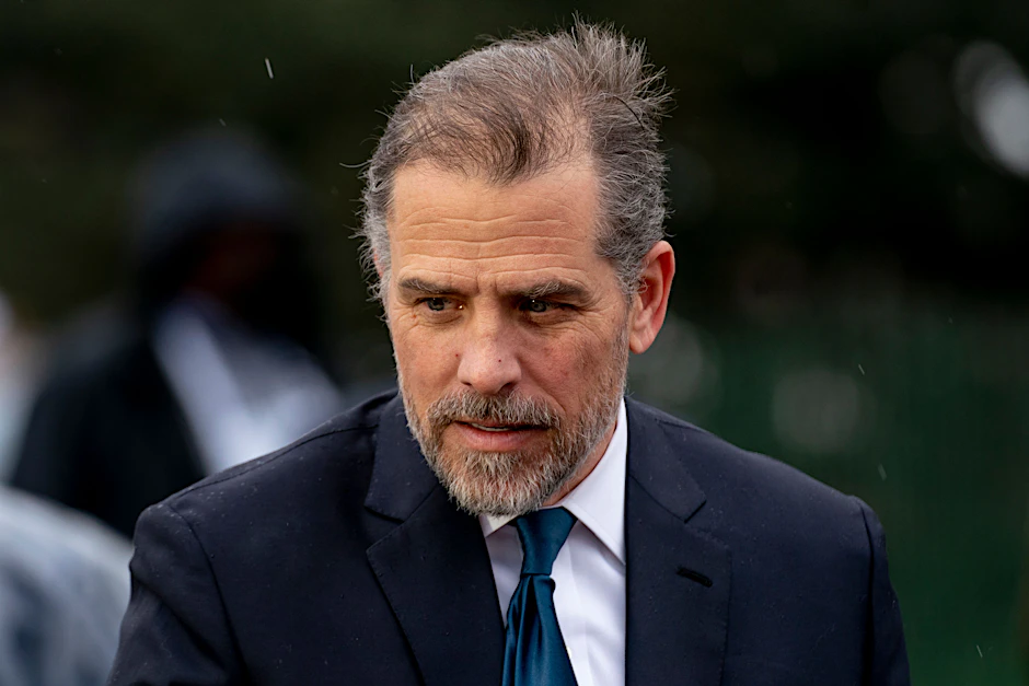 Hunter Biden, Sohn des US-Präsidenten, verklagt einen Computer-Reparaturladen wegen Verbreitung sensibler Daten.