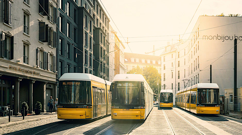 Der Senat plant, dass man auch Straßenbahnen in Berlin drei Monate umsonst fahren kann.