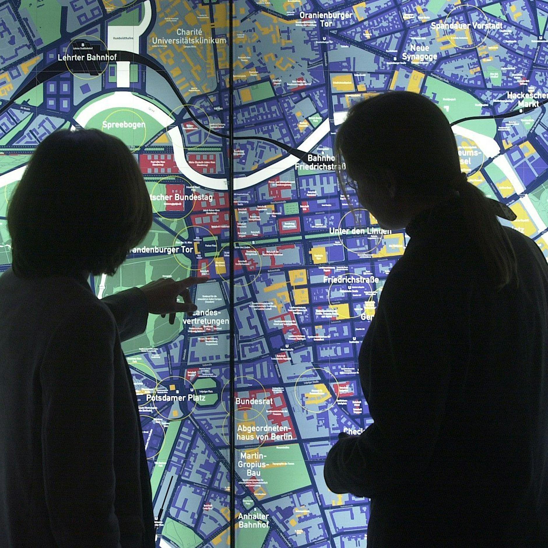 Kostenexplosionen beim Bau: Mehr Bescheidenheit im Bundestag, bitte!