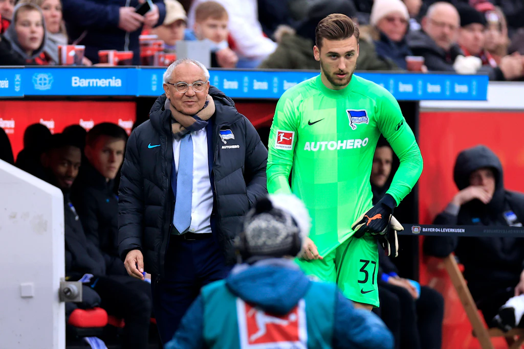 Felix Magath stärkt Torwart Marcel Lotka den Rücken: „Kein Zweifel! Er ist Herthas Nummer 1“