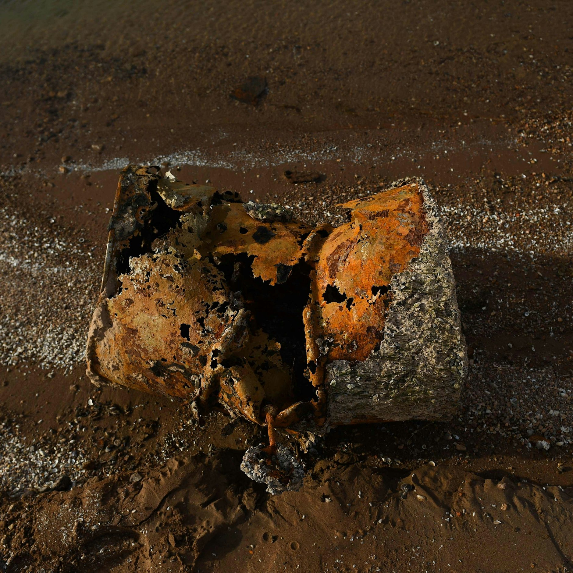 In diesem Fass, das der Lake Mead freilegte, wurde eine Leiche entdeckt.
