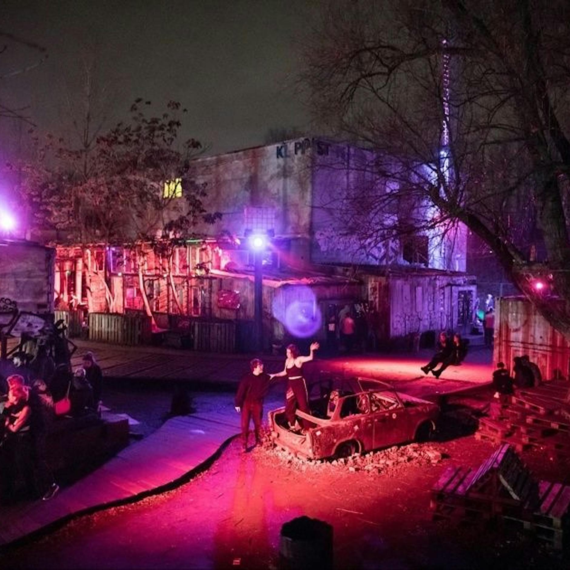 Geschichte der Clubs in Berlin via App: Berlin, Stadt der Bässe und Exzesse