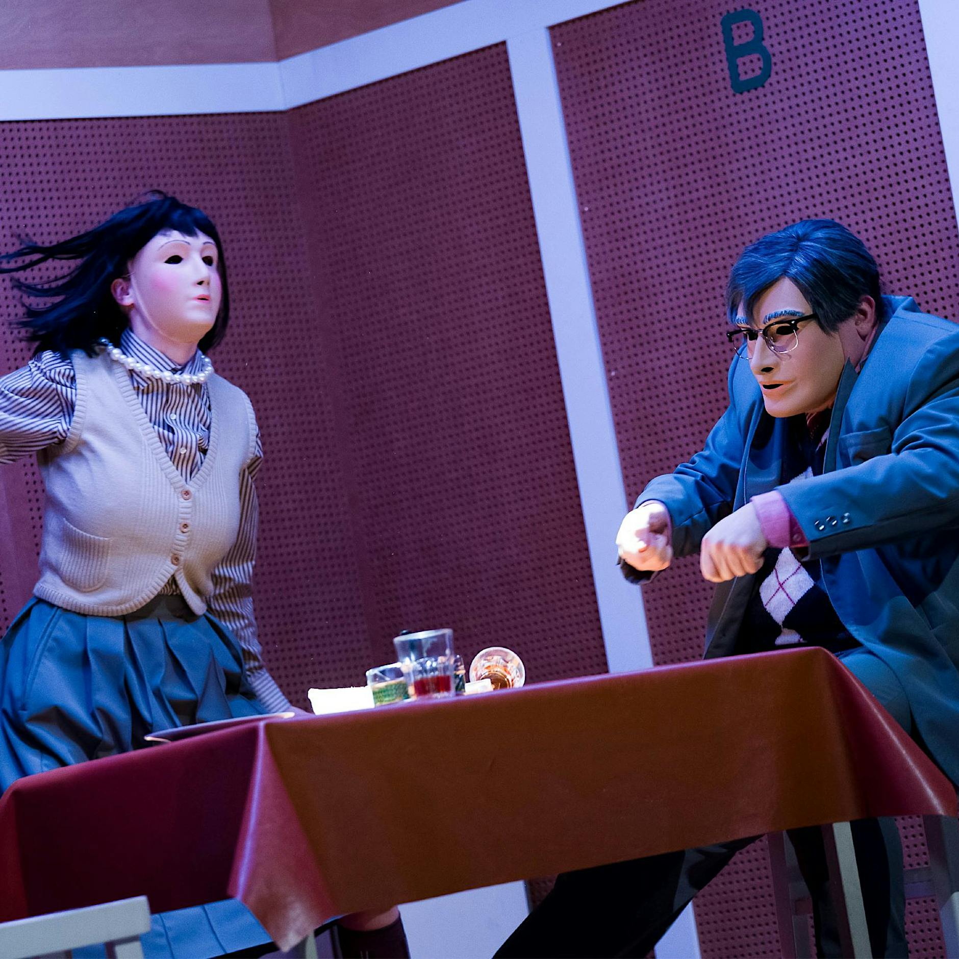 Theatertreffen: stehender Jubel für den Jandl-Abend „Humanistää!“ aus Wien