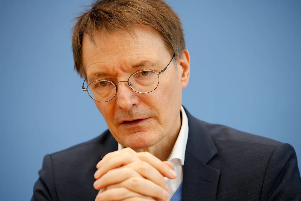 Stiko-Mitglied: Lauterbach sollte „Zunge etwas besser im Griff“ haben