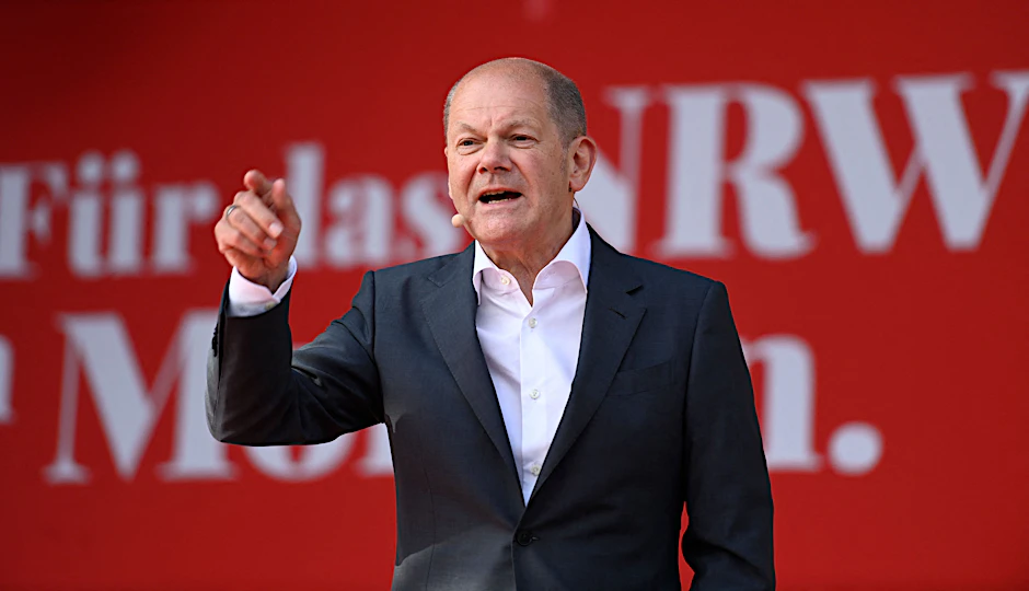 Bundeskanzler Olaf Scholz am Freitag in Köln bei der Abschlusskundgebung der SPD.