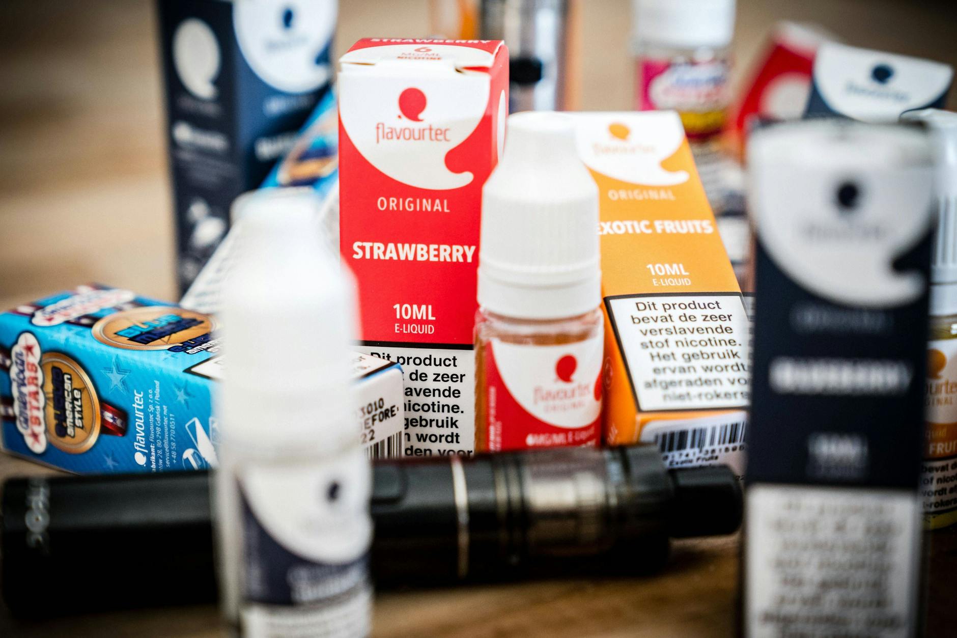 Das sind handelsübliche Liquids für Elektro-Zigaretten. Doch es geht auch anders.