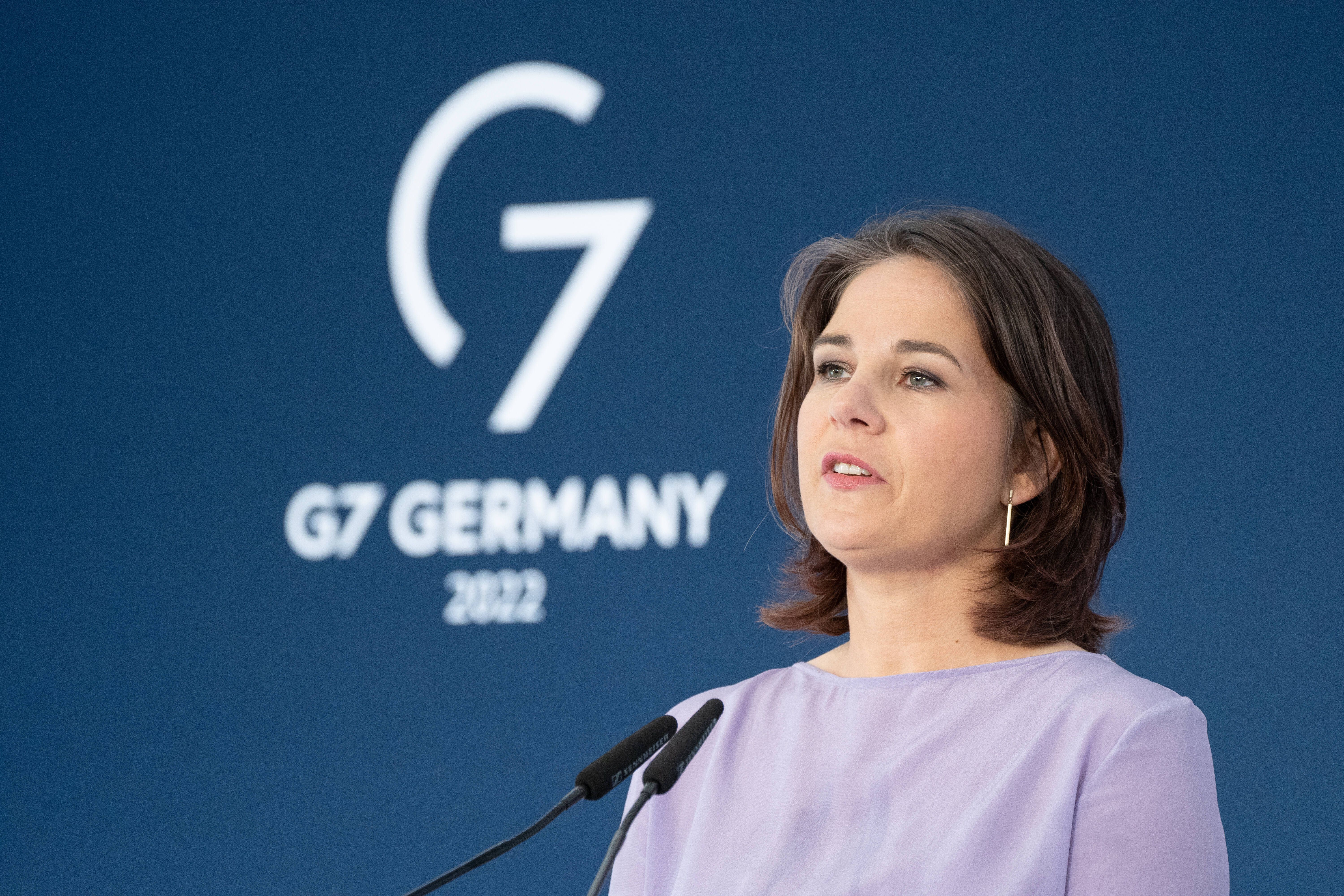 Annalena Baerbock Bei G20-Treffen: Reicht Sie Sergej Lawrow Die Hand?