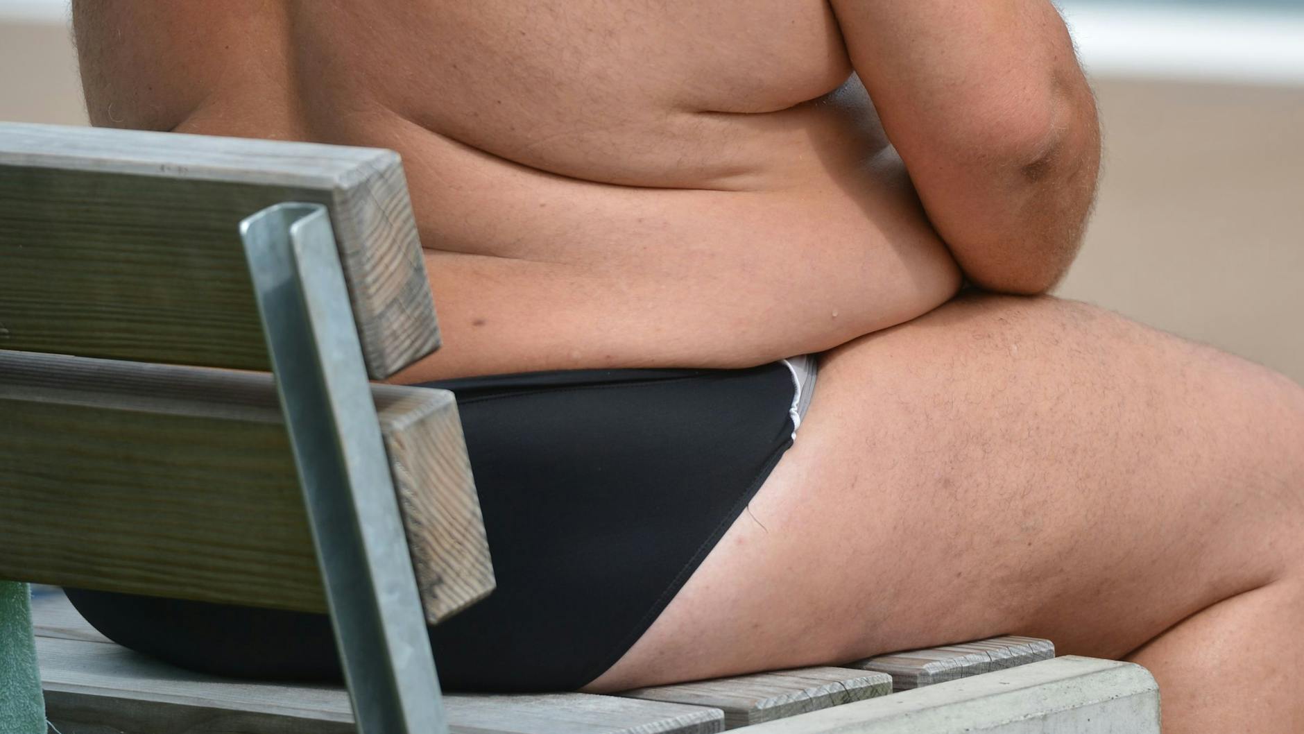 Adipositas ist eine chronische Krankheit, die zu Krebs, Diabetes, Bluthochdruck, Herzinfarkt und Schlaganfall führen kann.