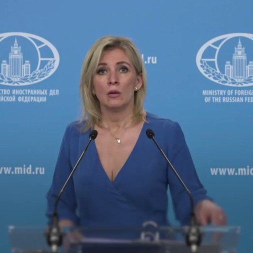 Maria Sacharowa, Sprecherin des russischen Außenministeriums. bei ihrem irren Borschtsch-Auftritt.