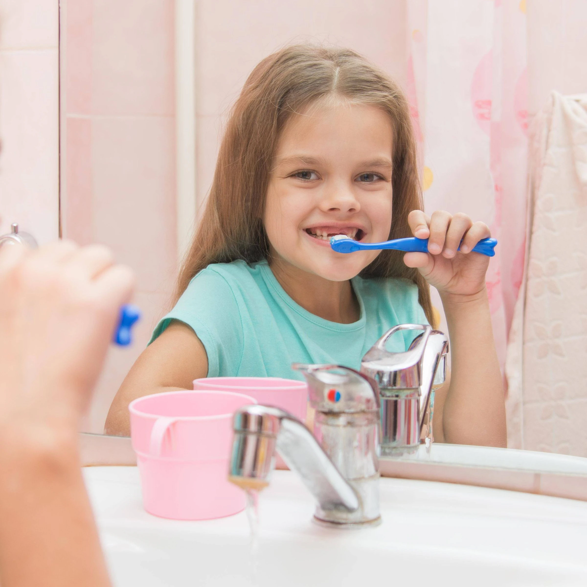Besonders bei Kindern muss man auf eine gute Zahnhygiene achten.