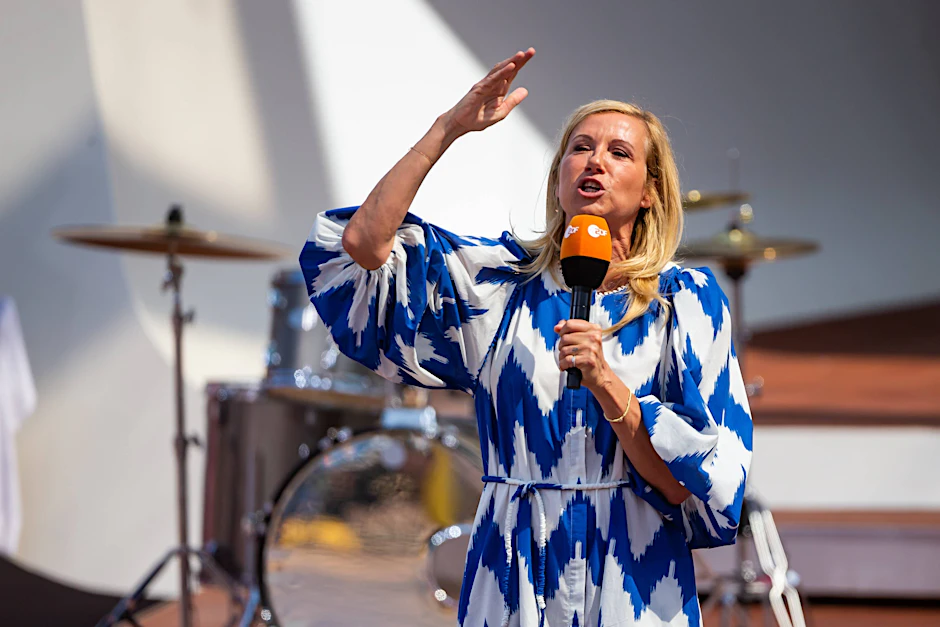 Andrea Kiewel moderiert seit vielen Jahren den ZDF-Fernsehgarten.