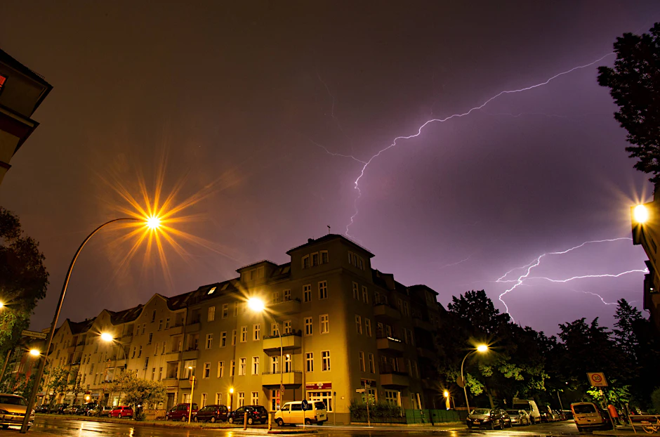 Gewitter-Blitze über Berlin (Archivbild)