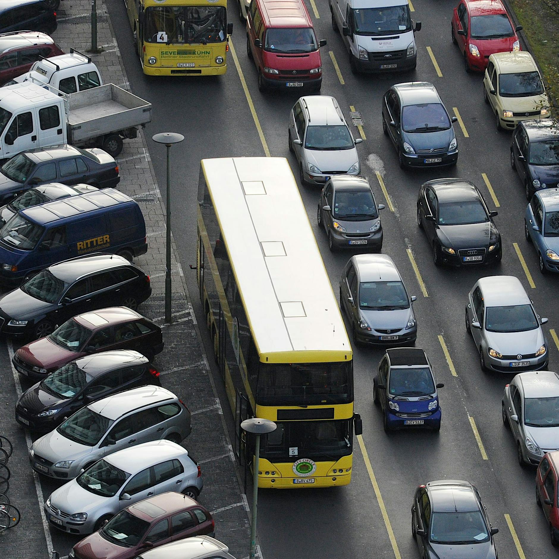Berliner Grüne einig: Jeder vierte Parkplatz soll weg, die City-Maut muss her