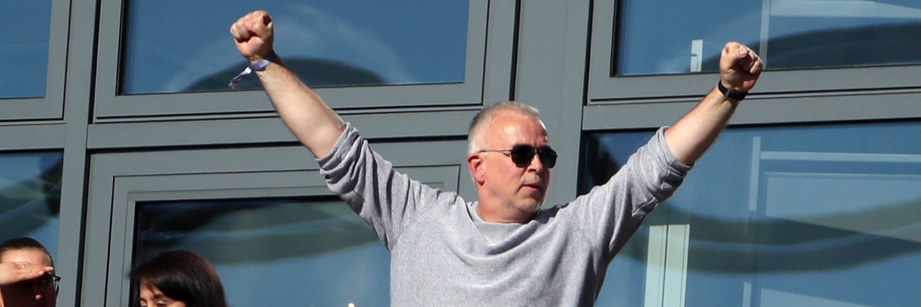 Und dann die Hände zum Himmel ... Dirk Zingler, Präsident des 1. FC Union, hatte in der abgelaufenen Spielzeit häufig Grund zum Jubeln.