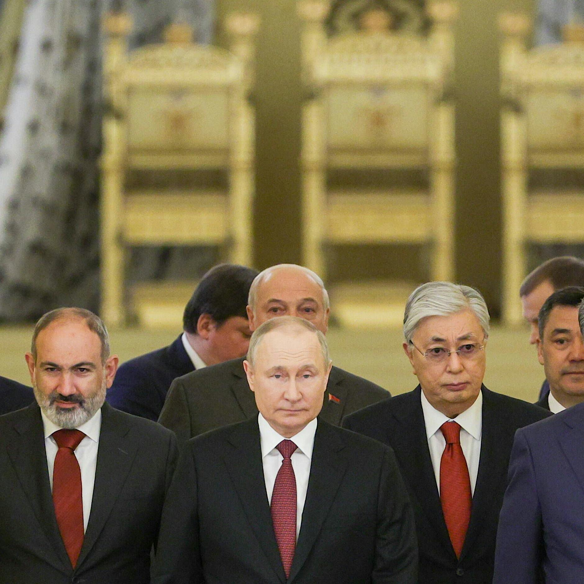 Zieht Belarus in den Krieg? Gefolterter Ex-Häftling rechnet mit Lukaschenko ab