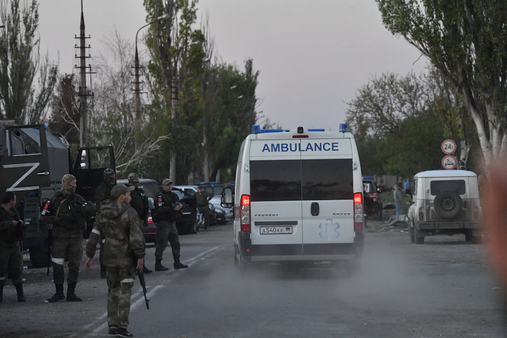 Ukraine: Verwundete Verteidiger von Mariupol ergeben sich den Russen