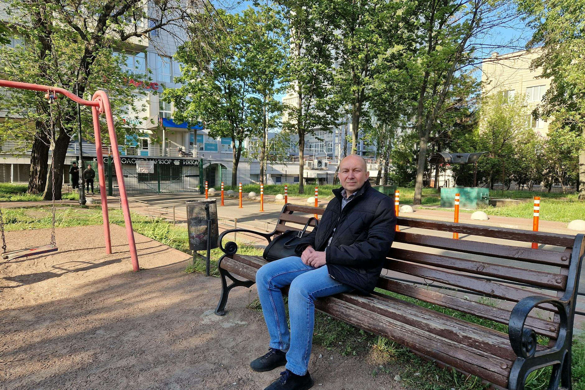 Da war es warm: der Anwalt Dmytro Nazarets im Mai in Kiew.