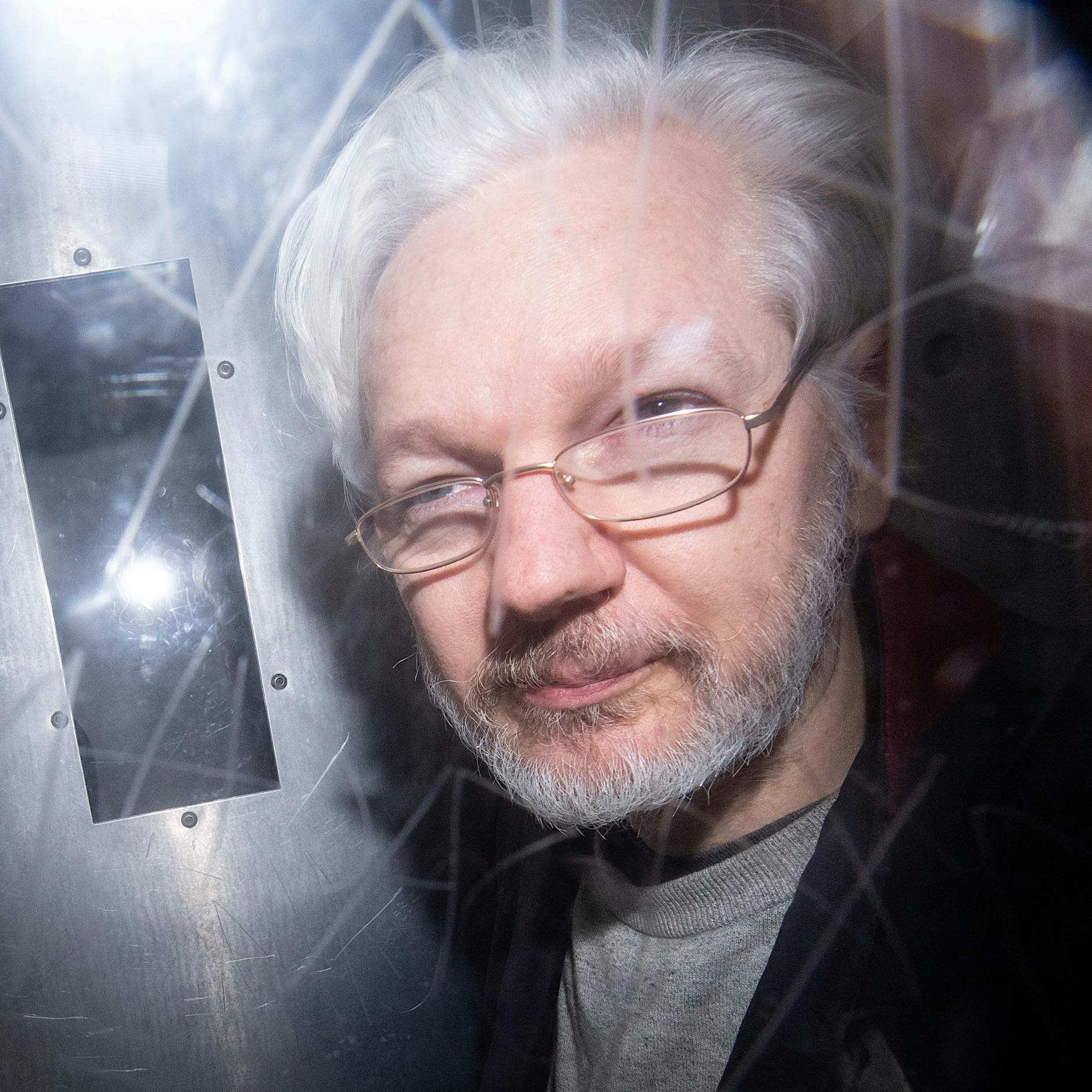 Julian Assange stirbt einen Tod in Raten: Wo ist die mediale Empörung?