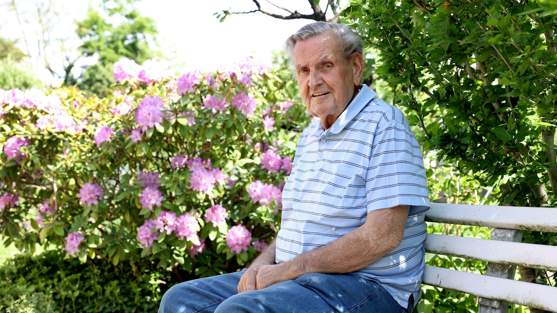 Wolfgang Steinke (82) genießt die Zeit im Garten so lange es noch geht.