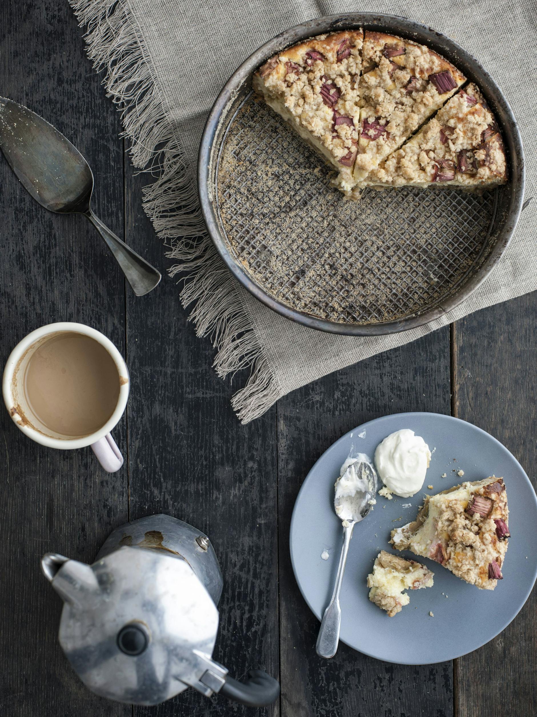 Rhabarber-Käse: Ihre Gäste werden Sie für diesen Kuchen lieben.