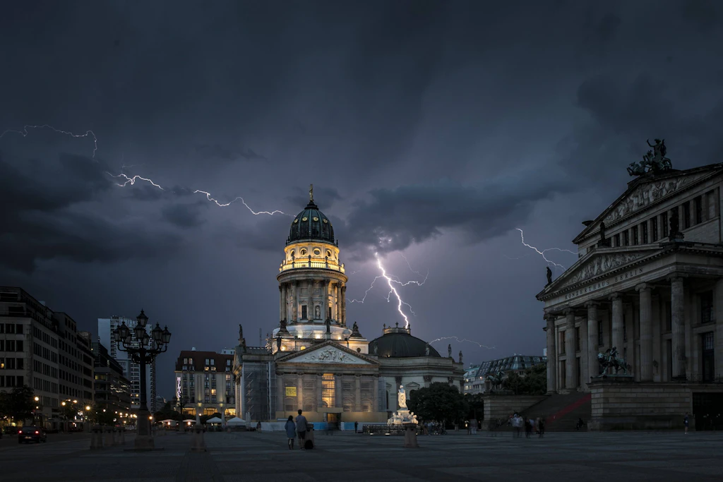 Unwettergefahr: Freitag drohen schwere Gewitter in Berlin