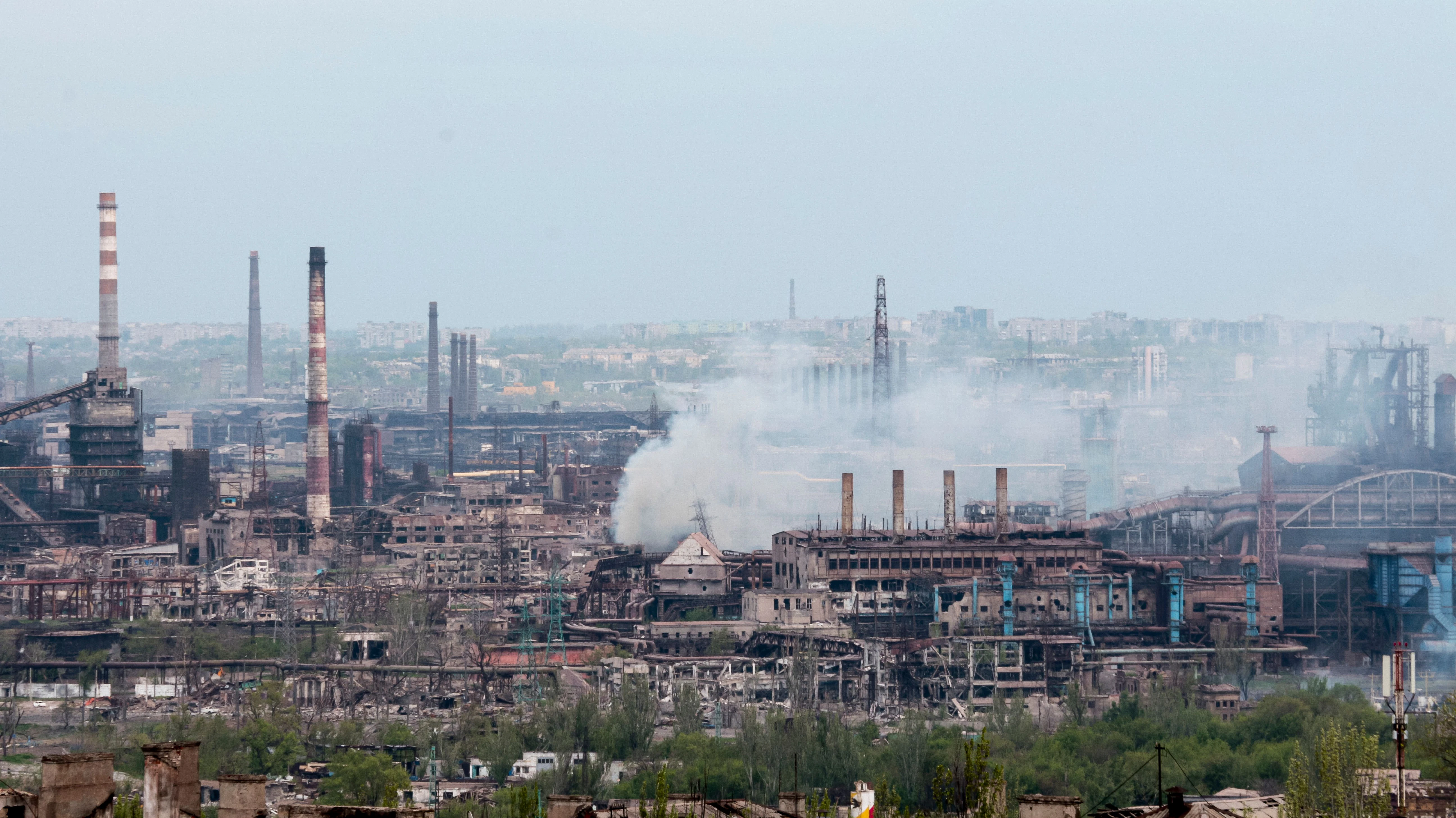 Die Großstadt Mariupol liegt in Schutt und Asche. 