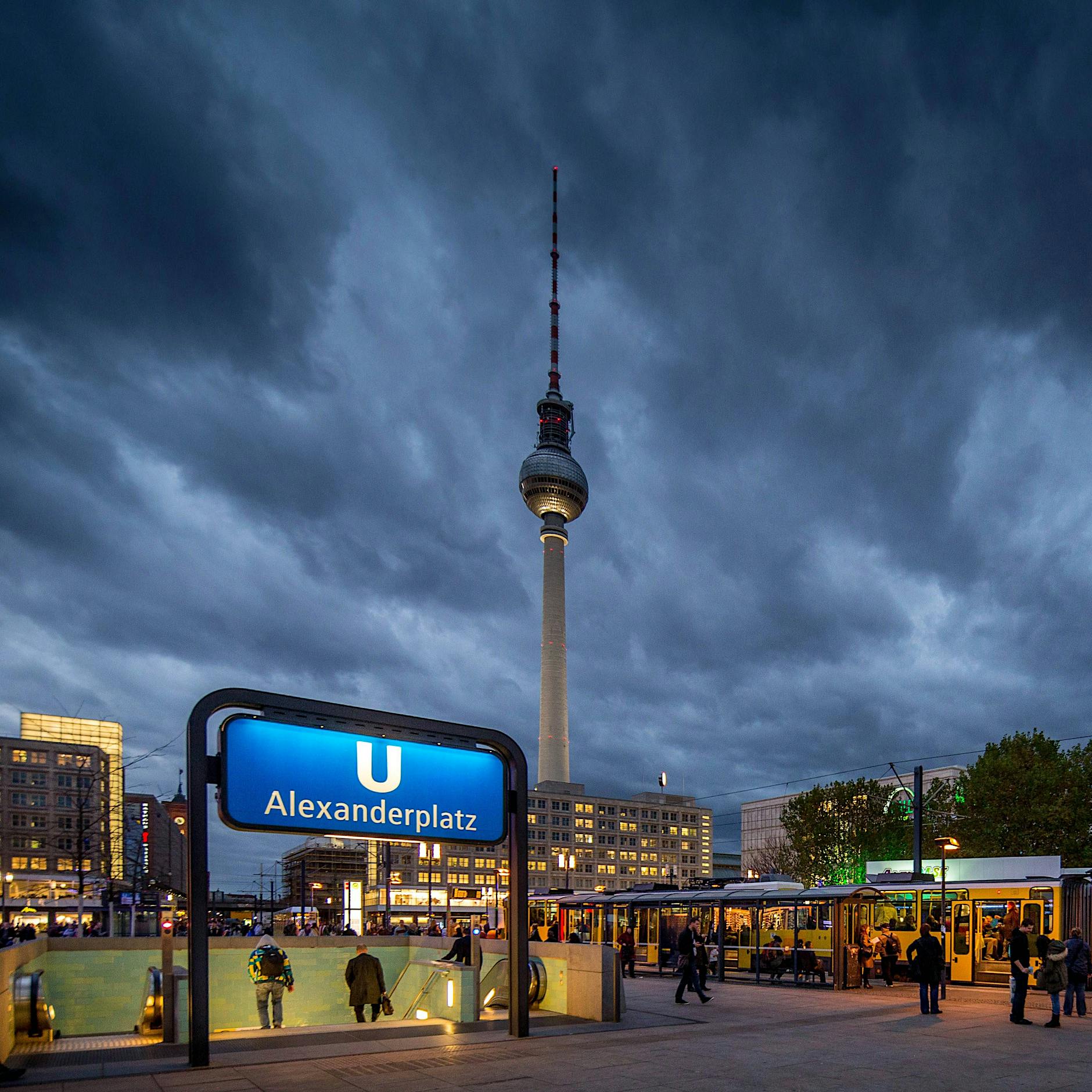 Frage an Jörg Kachelmann: Droht Berlin heute ein lebensgefährliches Gewitter?