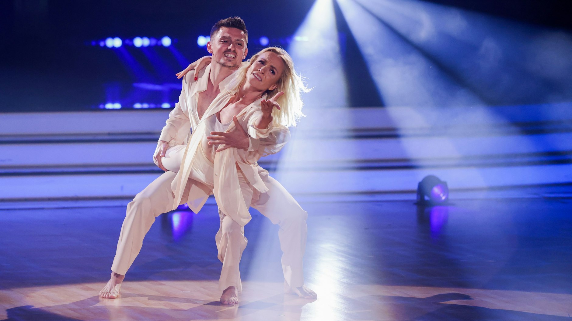 Janin Ullmann und Zsolt Sandor Cseke tanzen im „Let's Dance“-Finale ihren Contemporary noch einmal.