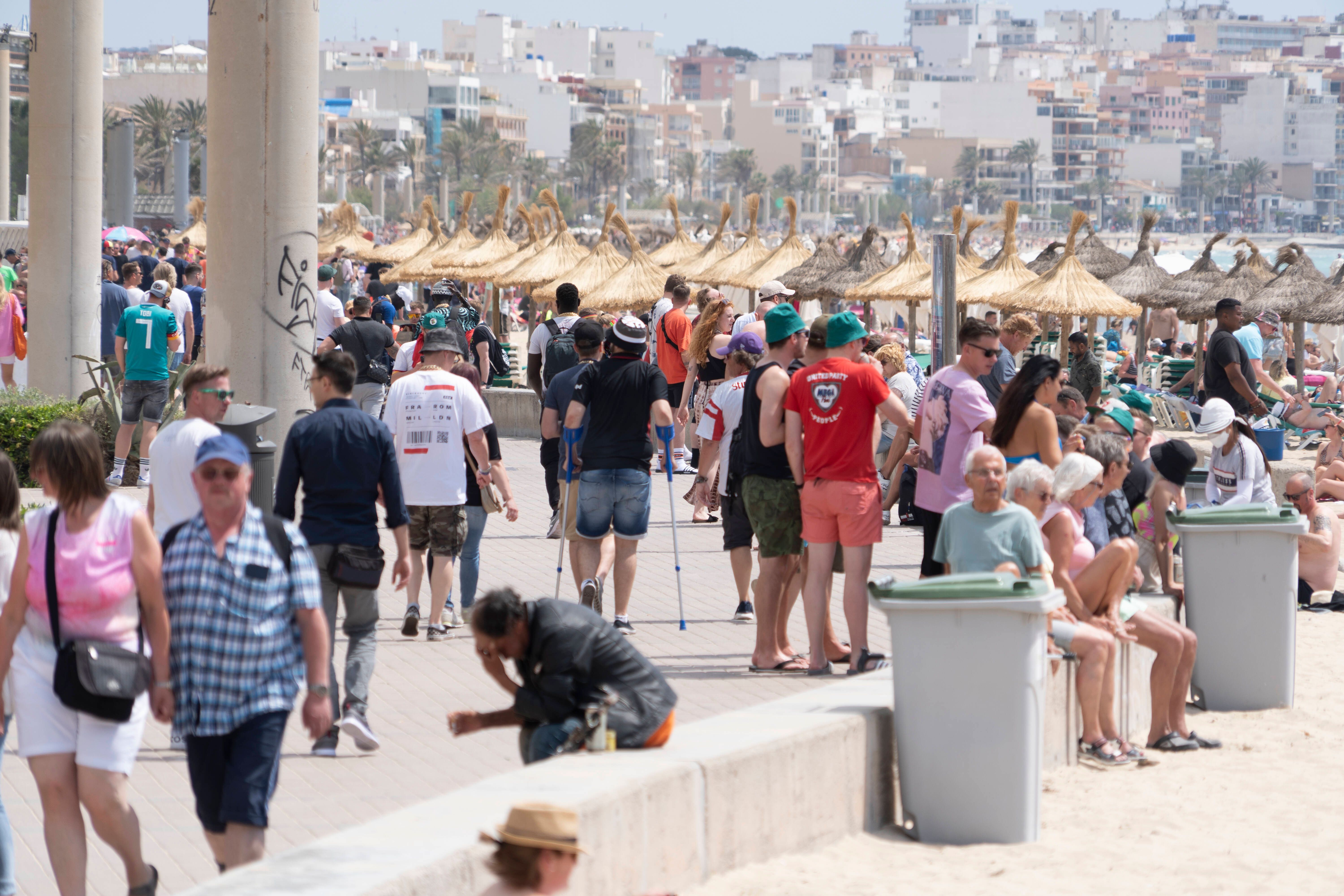 Image - Polizei nimmt 13 Deutsche auf Mallorca fest: Sie sollen ein Restaurant angezündet haben!