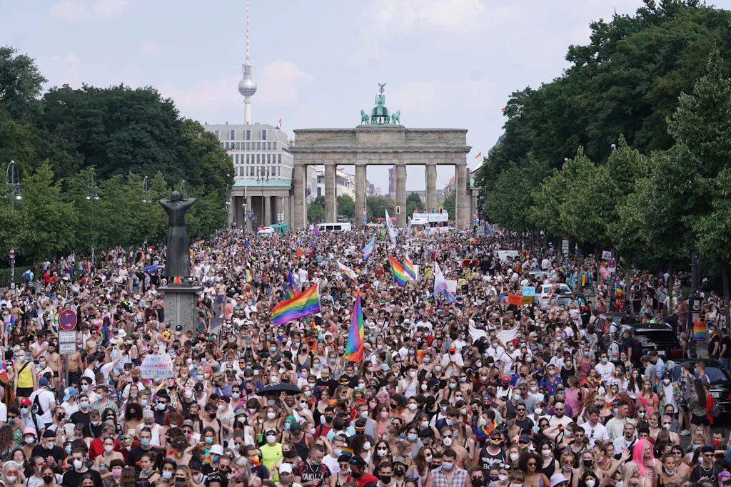 CSD in Berlin: Veranstalter veröffentlichen neue Demo-Route