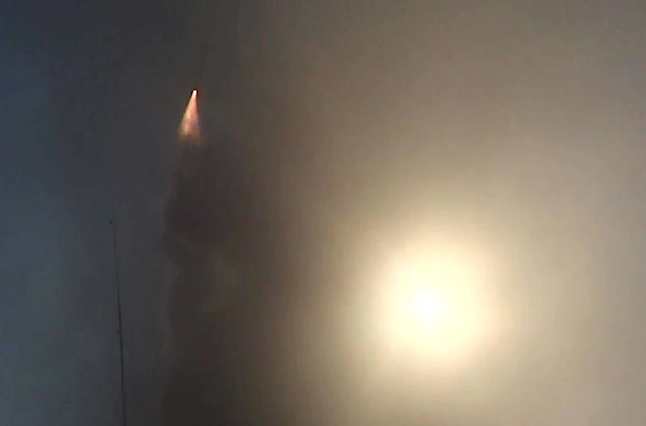 Eine abgefeuerte Langstreckenrakete vom Typ Kalibr habe im Nordwesten der Ukraine Waffen aus dem Westen zerstört (Symbolbild).