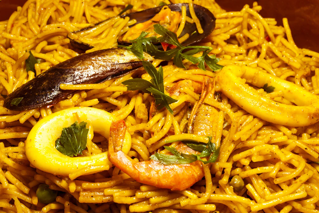 Rezept des Tages: Fideuà! So gelingt Ihnen die köstliche Nudelpaella wie beim Spanier