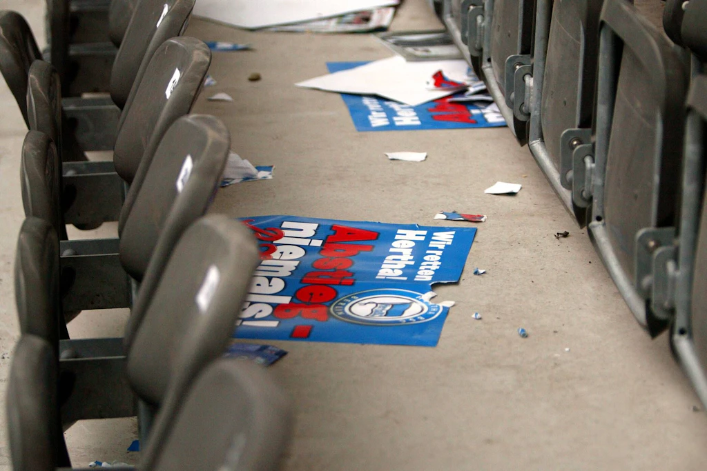 Beim Aus in der Relegation: Hertha BSC droht nicht nur der Abstieg, sondern die Versenkung