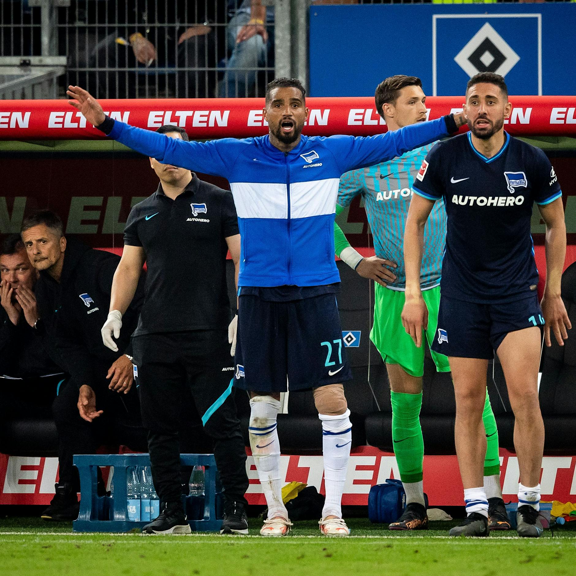 Nanu?! Kevin-Prince Boateng stellte die Sieger-Mannschaft auf, Magath fragte ihn vor dem Anpfiff