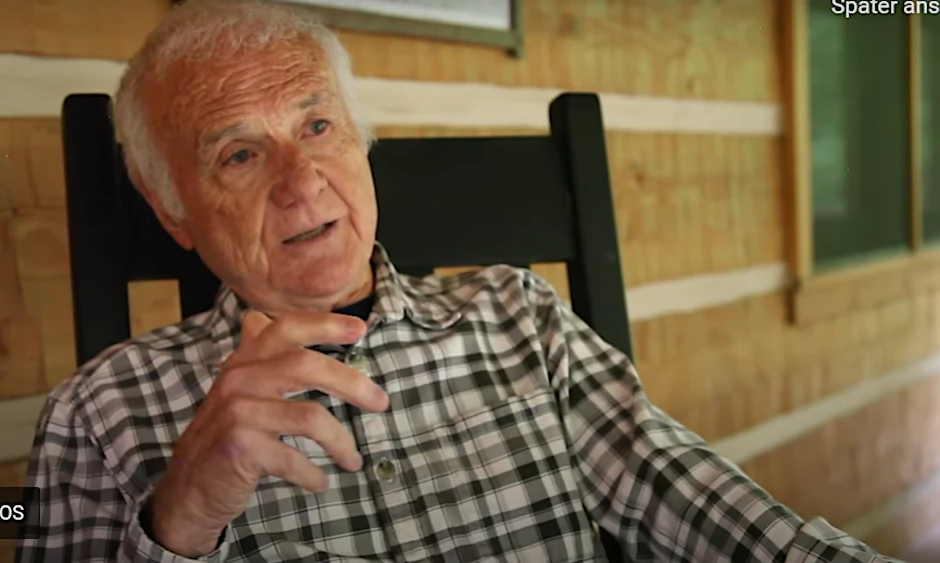 Norm Self, ehemaliger Priester, wurde im Alter von 83 Jahren zum Pornostar.