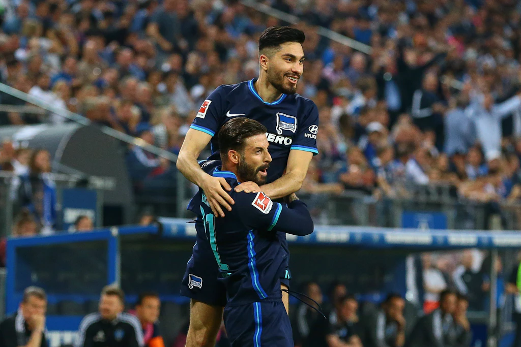 Bundesliga-Relegation: Hertha BSC bleibt durch ein 2:0 beim HSV erstklassig