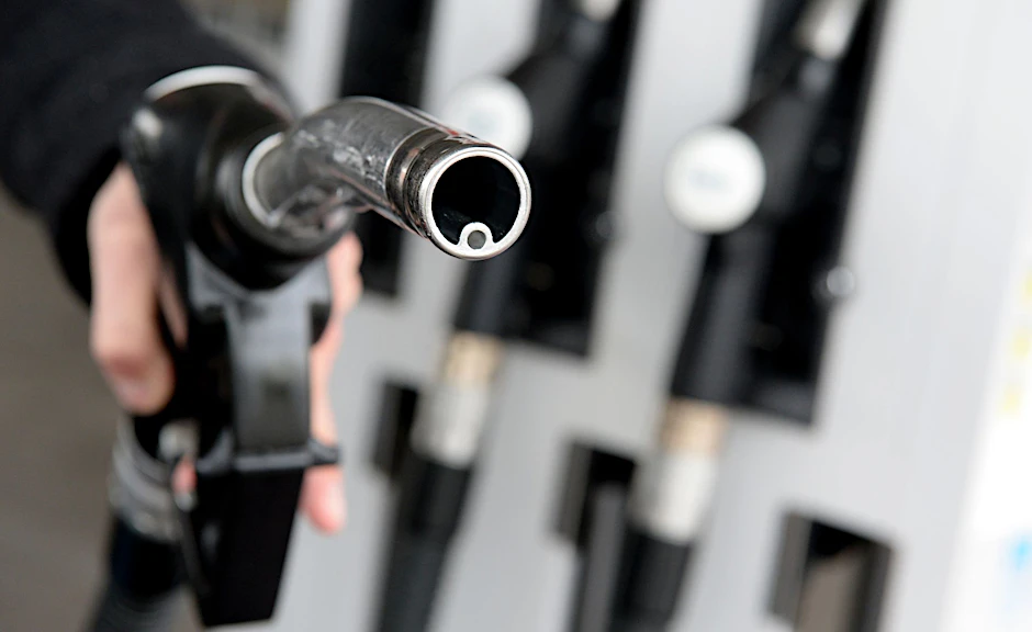Die extrem gestiegenen Spritpreise werden von Juni bis August durch eine Senkung der Energiesteuer gedrückt.