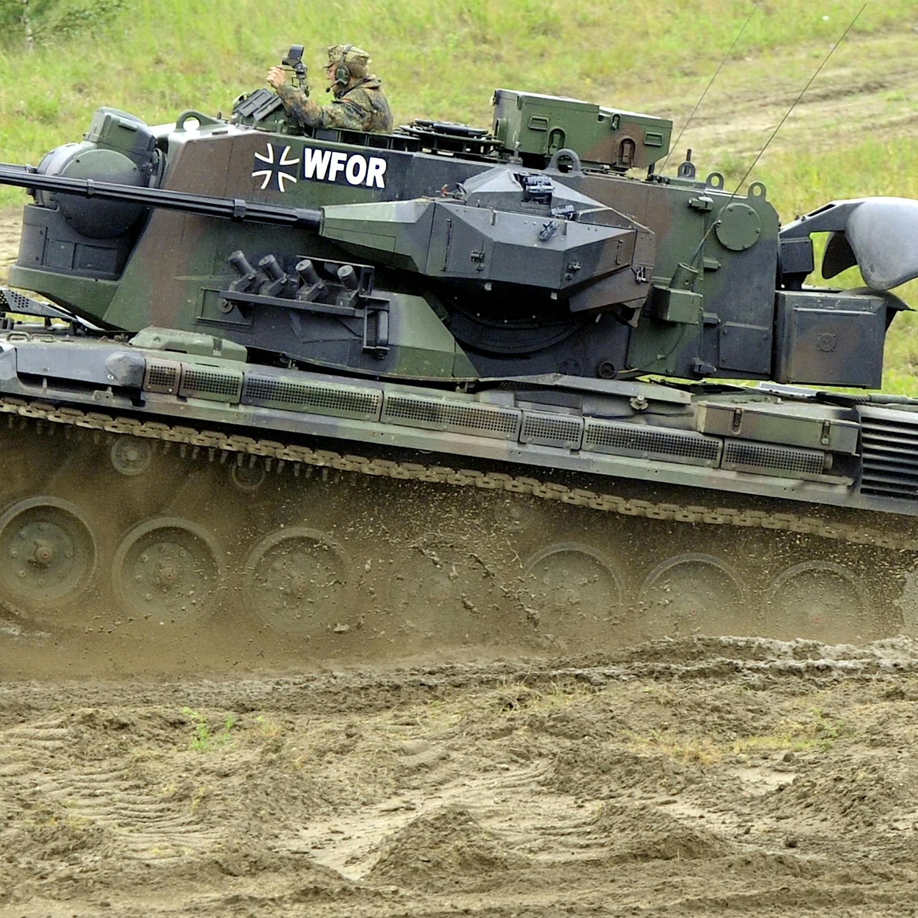 Bundesregierung bleibt vage beim Zeitpunkt von Waffenlieferungen